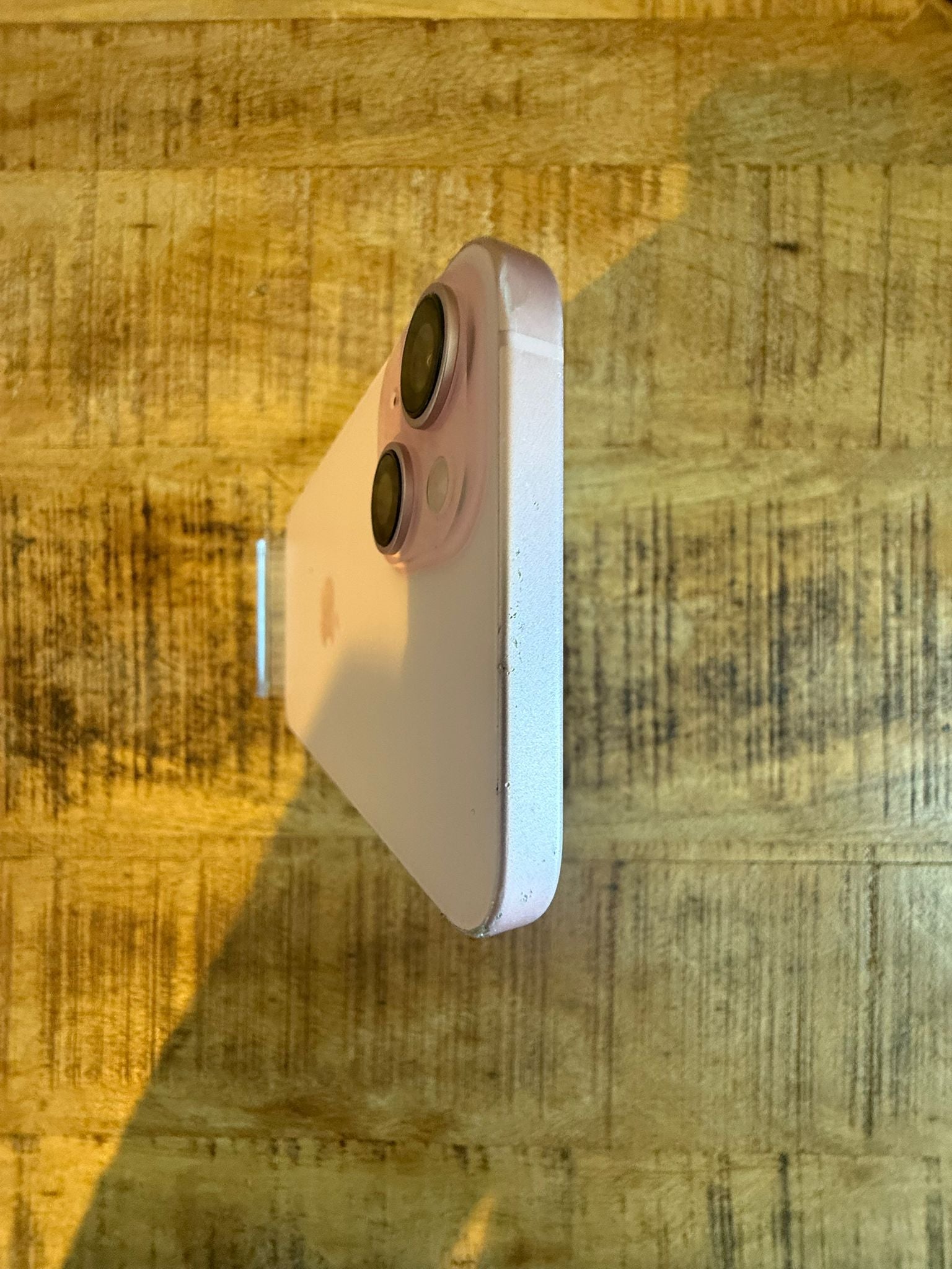 iPhone 15 Plus